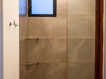 CASA EN CHOLUL, ENTREGA INMEDIATA, EN PRIVADA PLENUM RESIDENCIAL.