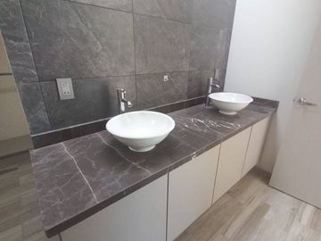 CASA EN VENTA EN ARROYO HONDO, CORREGIDORA - Recámara en PB