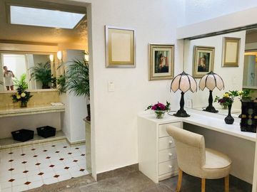 VENDO ESPECTACULAR QUINTA EN CUERNAVACA, MAGNIFICA UBICACIÓN