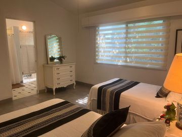 VENDO ESPECTACULAR QUINTA EN CUERNAVACA, MAGNIFICA UBICACIÓN
