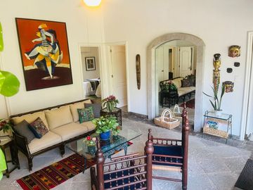 VENDO ESPECTACULAR QUINTA EN CUERNAVACA, MAGNIFICA UBICACIÓN
