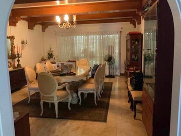 Large house atop Makiling Heights Subdivision