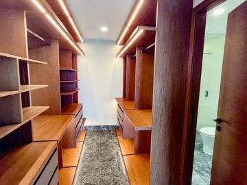 EXCLUSIVO Y LUJOSO DEPARTAMENTO CON PRECIO DE OPORTUNIDAD EN LA ICÓNICA SHARK TOWER, PUERTO CANCUN