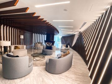 EXCLUSIVO Y LUJOSO DEPARTAMENTO CON PRECIO DE OPORTUNIDAD EN LA ICÓNICA SHARK TOWER, PUERTO CANCUN
