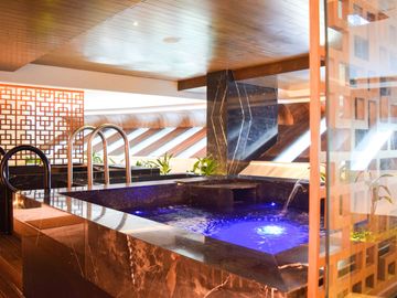 EXCLUSIVO Y LUJOSO DEPARTAMENTO CON PRECIO DE OPORTUNIDAD EN LA ICÓNICA SHARK TOWER, PUERTO CANCUN