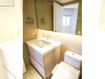 For Sale: 3BR unit in Twin Towers Makati