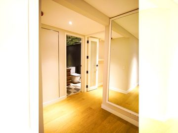 For Sale: 3BR unit in Twin Towers Makati