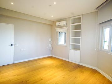 For Sale: 3BR unit in Twin Towers Makati