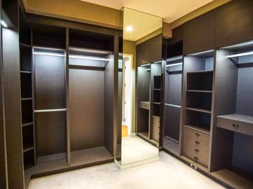 For Sale: 3BR unit in Twin Towers Makati