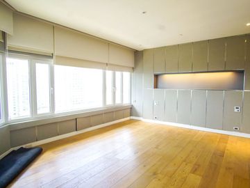 For Sale: 3BR unit in Twin Towers Makati