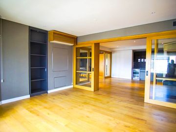 For Sale: 3BR unit in Twin Towers Makati