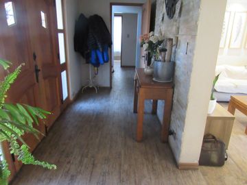 Venta hermosa propiedad, sector residencial y consolidado en Machalí