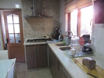 Venta hermosa propiedad, sector residencial y consolidado en Machalí