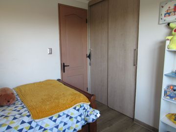 Venta hermosa propiedad, sector residencial y consolidado en Machalí