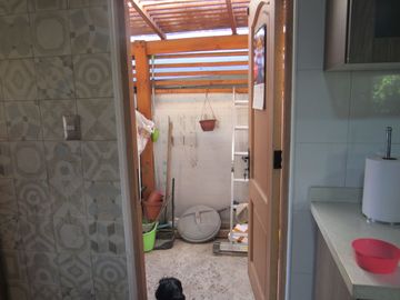 Venta hermosa propiedad, sector residencial y consolidado en Machalí