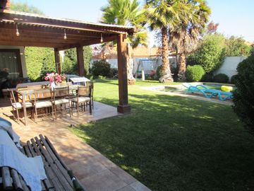 Venta hermosa propiedad, sector residencial y consolidado en Machalí