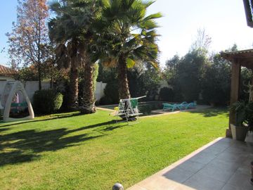 Venta hermosa propiedad, sector residencial y consolidado en Machalí