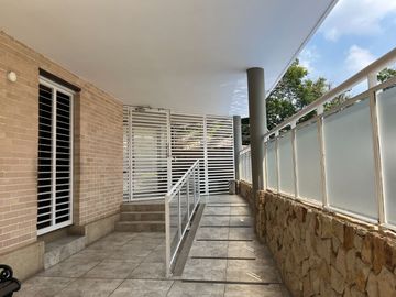 VENDO APARTAMENTO CRISTALES