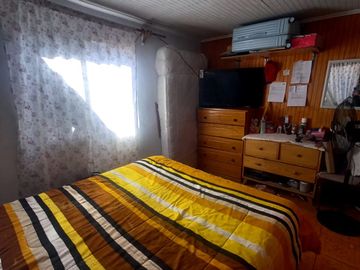 Se vende casa de dos pisos en Peñalolen