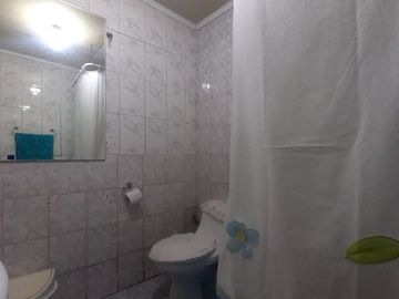 Se vende casa de dos pisos en Peñalolen