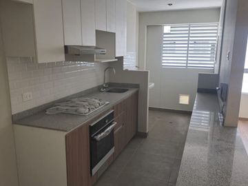 DEPARTAMENTO JR AMAZONA, PUEBLO LIBRE