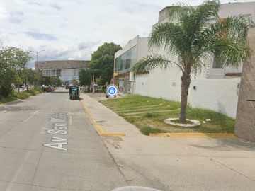 EN REMATE CASA EN TIERRA RESIDENCIAL 