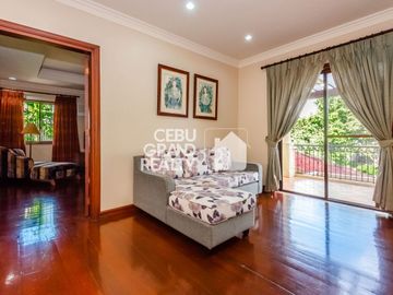 Furnished 3 Bedroom House with Swimming Pool for Sale in Maria Luisa Park