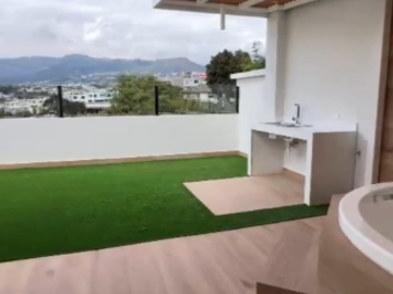 VENTA DE PENTHOUSE EN CUMBAYA NUEVO Y HERMOSO