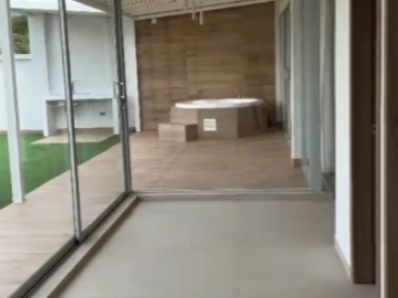 VENTA DE PENTHOUSE EN CUMBAYA NUEVO Y HERMOSO