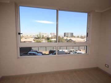 Se Vende Home Studio en Calle Goycolea - La Cisterna