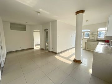 Se Vende Casa en La Exclusiva Urbanización Los Huertos De La Molina!