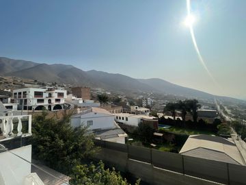 Se Vende Casa en La Exclusiva Urbanización Los Huertos De La Molina!