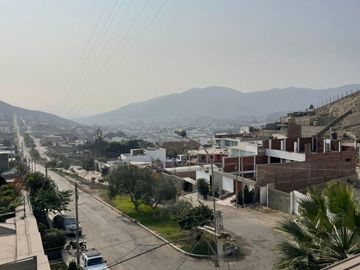 Se Vende Casa en La Exclusiva Urbanización Los Huertos De La Molina!