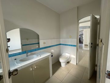 Se Vende Casa en La Exclusiva Urbanización Los Huertos De La Molina!