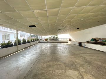 Se Vende Casa en La Exclusiva Urbanización Los Huertos De La Molina!