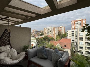 SE VENDE HERMOSO DEPARTAMENTO DUPLEX EN ÑUÑOA