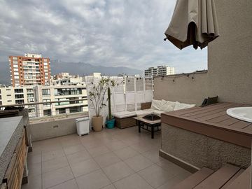 SE VENDE HERMOSO DEPARTAMENTO DUPLEX EN ÑUÑOA