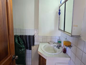 Vendo Oficina de 85m² Av. 9 de octubre Guayaquil Visibilidad y Ubicación Premium