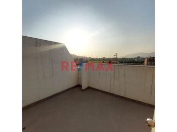 1134365 Se Vende Una Acogedora Y Moderna Casita En El Condominio El Olivar De Carabayllo