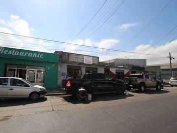 Se Vende Local Comercial en Calle Antofagasta - San Antonio