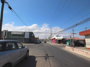 Se Vende Local Comercial en Calle Antofagasta - San Antonio
