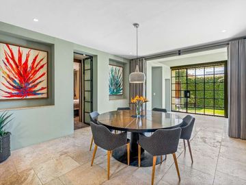 Casa Espana,  Estilo Auténtico y Vistas Pintorescas