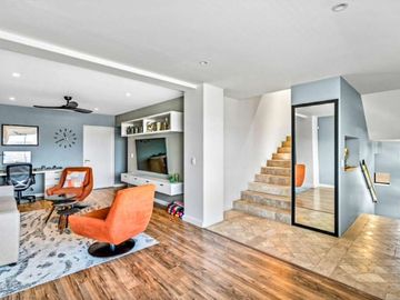Casa Espana,  Estilo Auténtico y Vistas Pintorescas