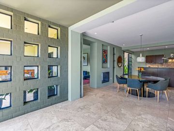 Casa Espana,  Estilo Auténtico y Vistas Pintorescas
