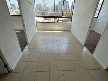 VENTA DE COMODO DEPARTAMENTO EN INDEPENDENCIA