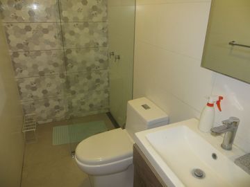 DUPLEX 256 M2, CHACARILLA DEL ESTANQUE, $ 285,000