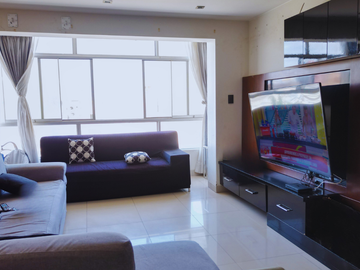 Moderno departamento bien ubicado en San Eduardo – ¡Vive con estilo y seguridad!