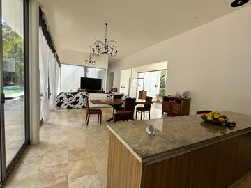 Casa con alberca privada y jacuzzi en venta, Tulum Country Club, Tulum
