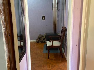 VENTA DE CASA ESQUINA CON LOCALES COMERCIALES EN ISLA NEGRA