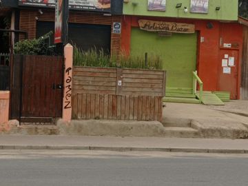 VENTA DE CASA ESQUINA CON LOCALES COMERCIALES EN ISLA NEGRA
